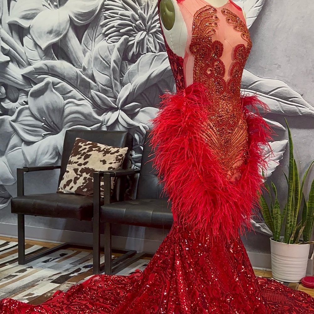 Prom dress size sm-medium i got it custom made